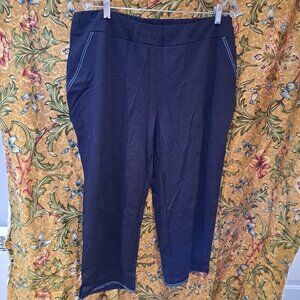Laura plus 1X navy blue pants with white trim